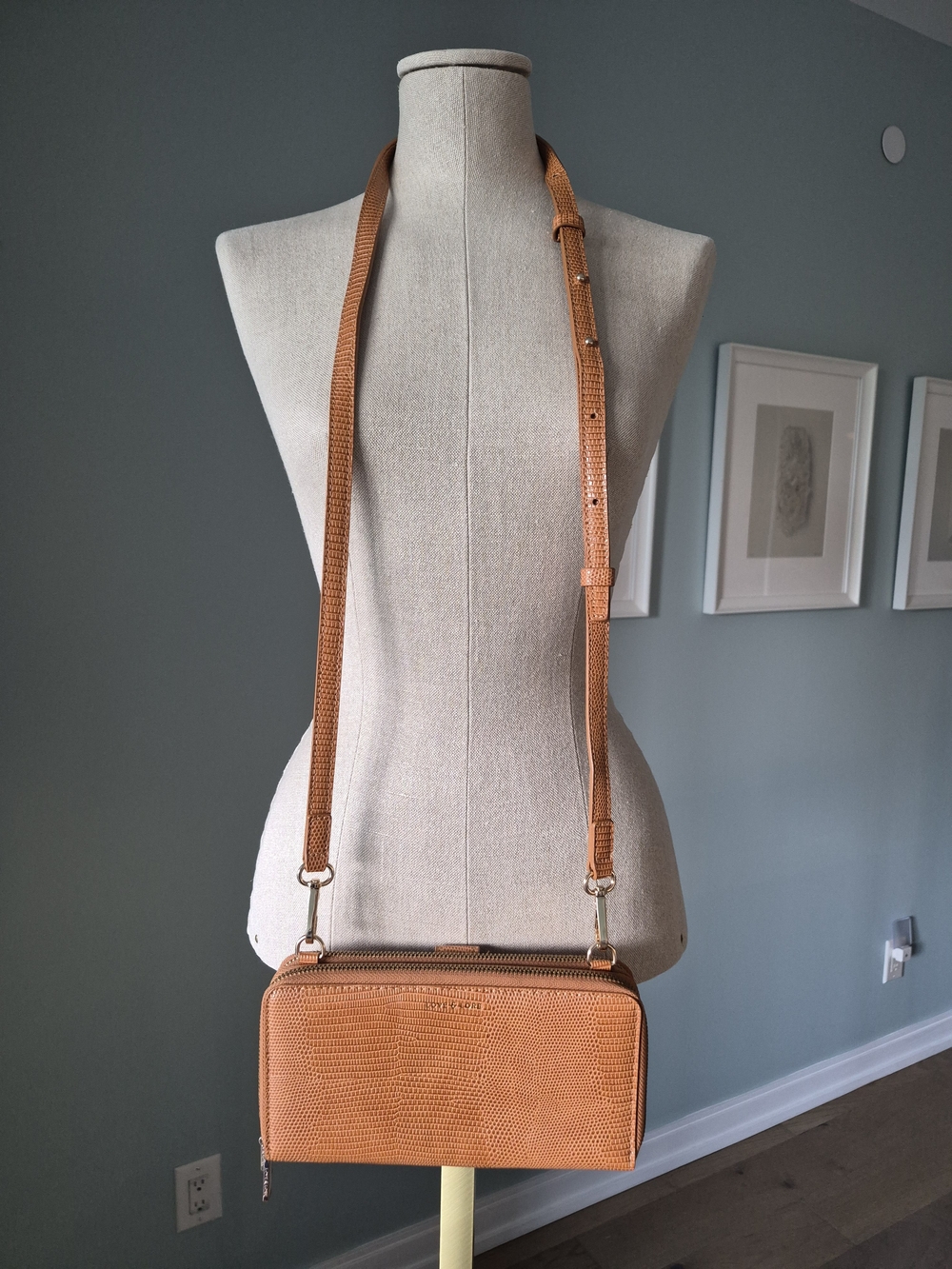 Leather Crossbody Bag in Cognac Brown - Sculpted Texture